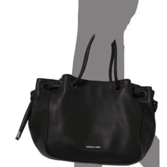 Micheal Kors, large leather tote - Picture 8 of 9